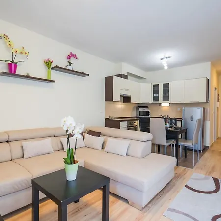 Apartment Myflat Solaris Family *